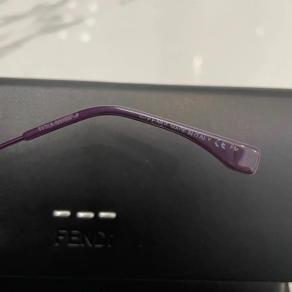 FENDI Sunglasses (NWOT) - Picture 2 of 5